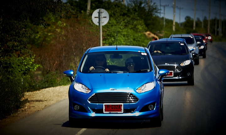 iamcar_Ford Angkor Wat7
